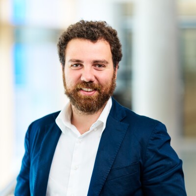 Dr. Valerio Flavio Gili